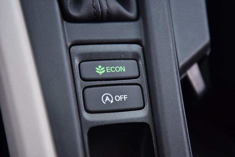 Honda Accord Sedan Vehicle Image 14