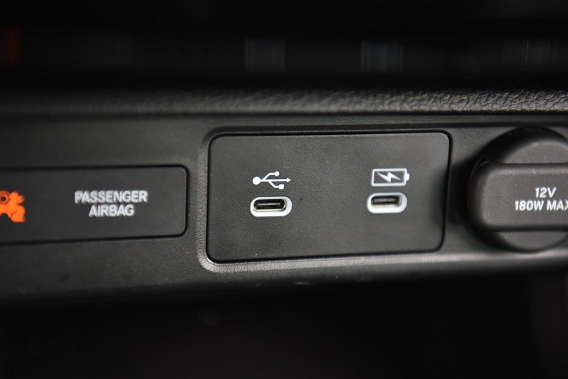 Honda Civic Sedan Vehicle Image 16