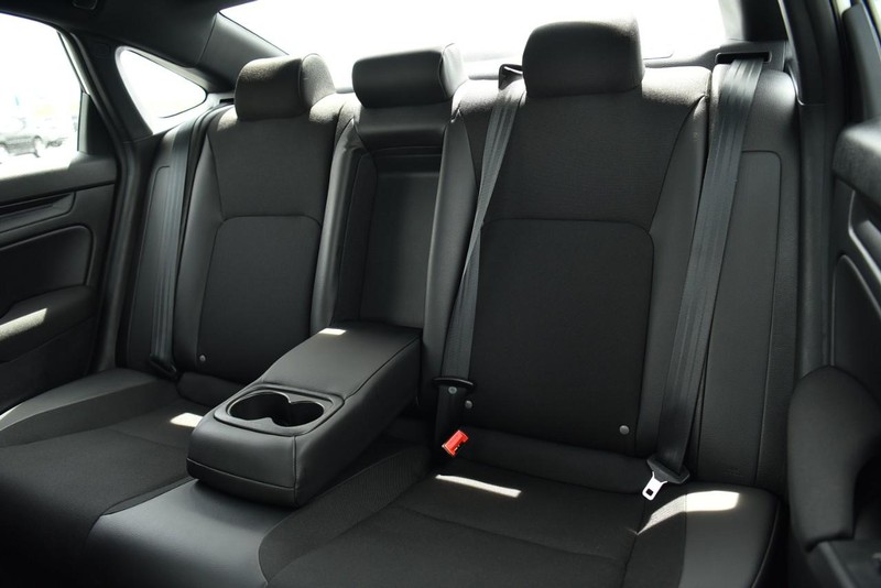 Honda Civic Sedan Vehicle Image 22