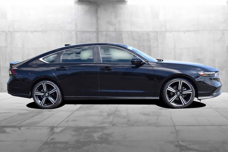 Honda Accord Hybrid Vehicle Image 05