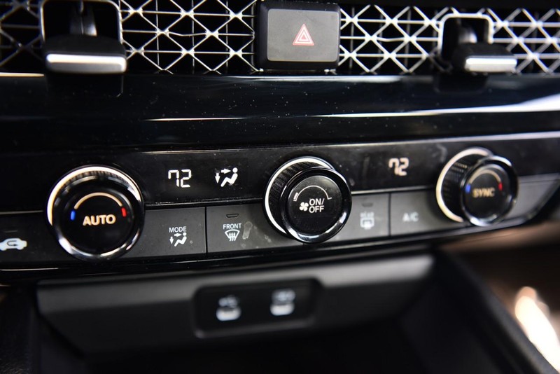 Honda Accord Hybrid Vehicle Image 12