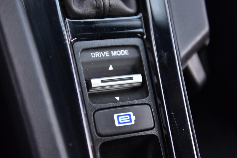 Honda Accord Hybrid Vehicle Image 14