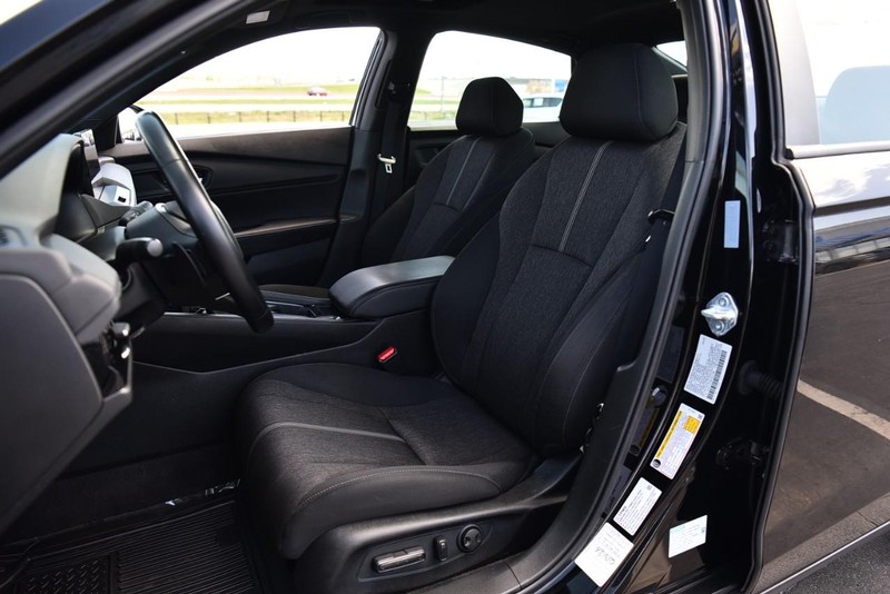 Honda Accord Hybrid Vehicle Image 18