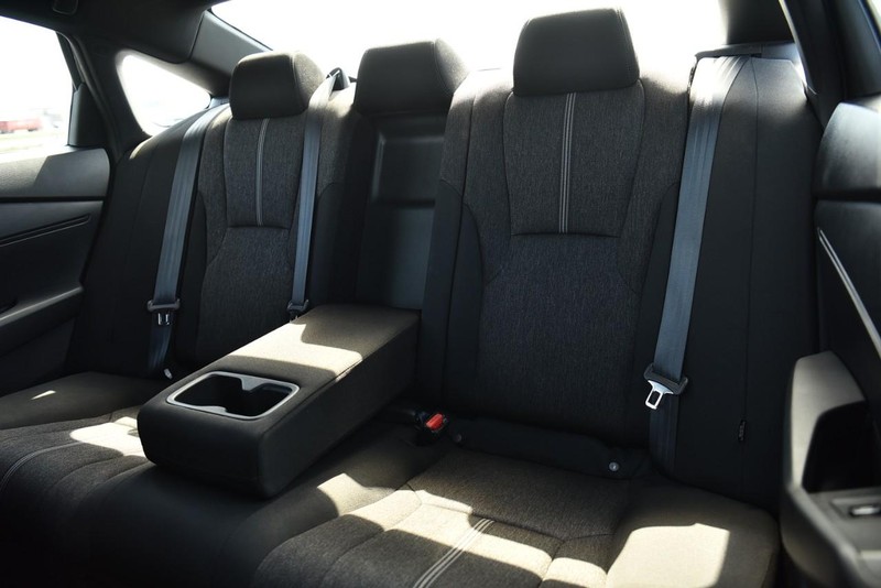 Honda Accord Hybrid Vehicle Image 21