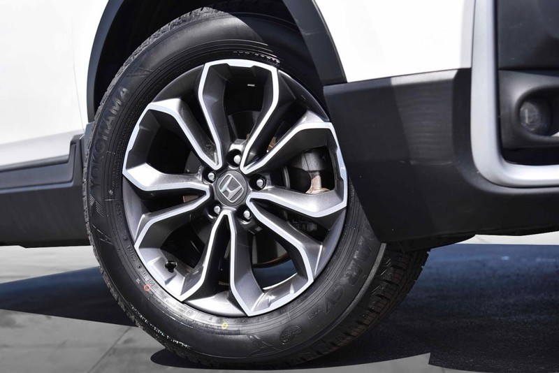 Honda CR-V Vehicle Image 03