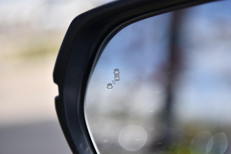Honda CR-V Vehicle Image 09
