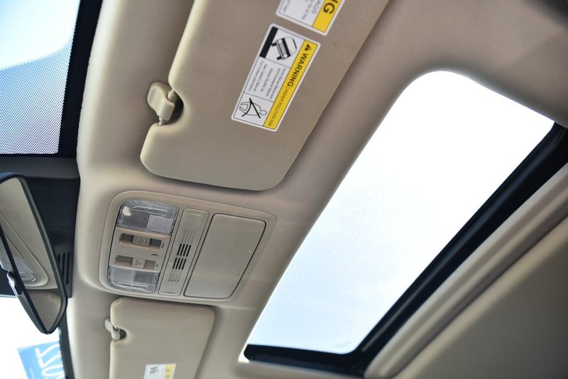 Honda CR-V Vehicle Image 21