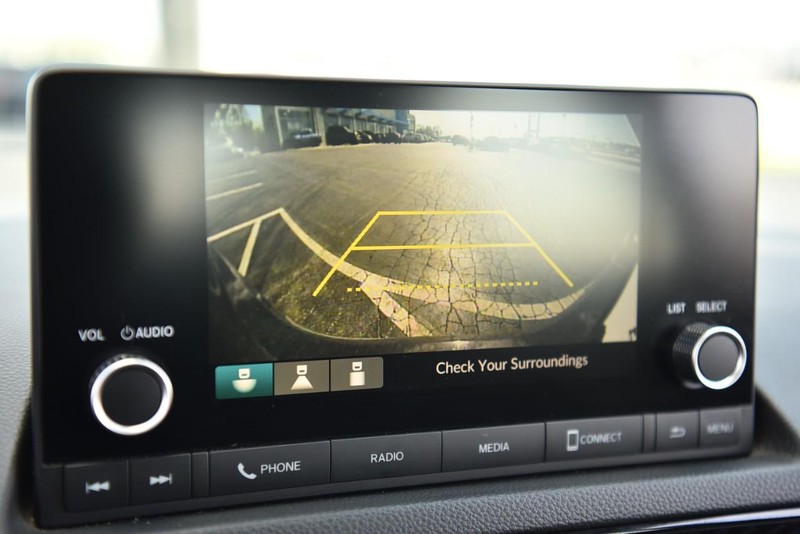 Honda Civic Hatchback Vehicle Image 12