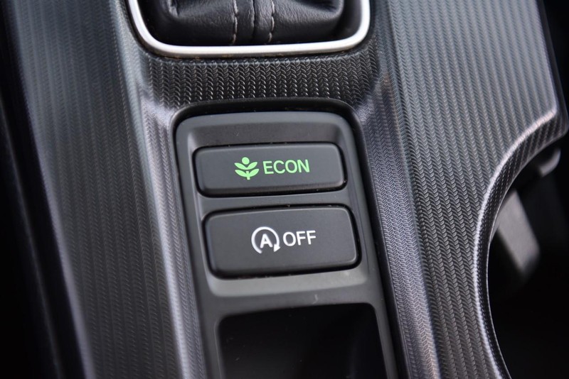 Honda Civic Hatchback Vehicle Image 15