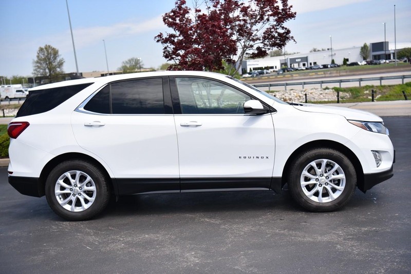 Chevrolet Equinox Vehicle Image 05