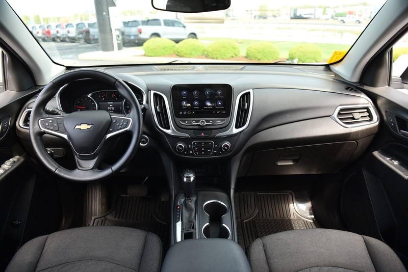 Chevrolet Equinox Vehicle Image 08