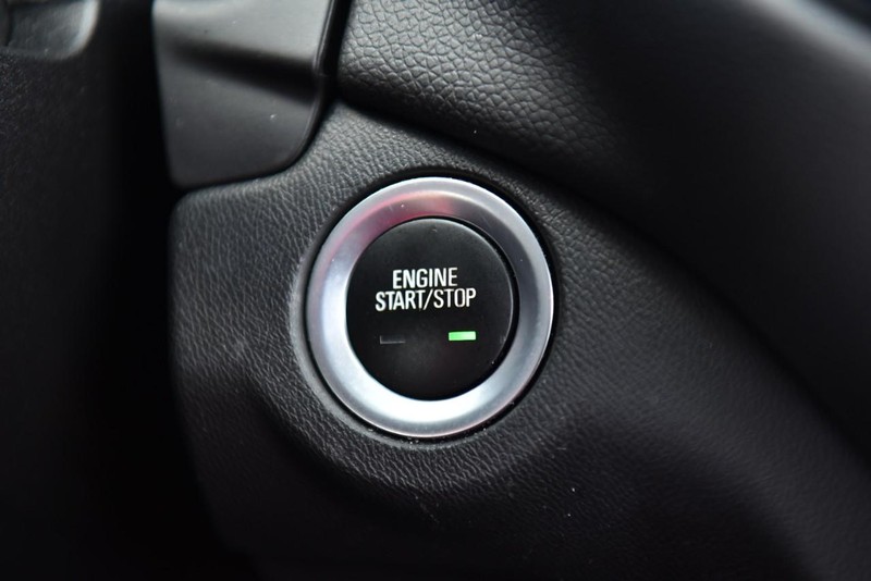 Chevrolet Equinox Vehicle Image 18