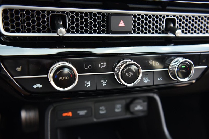 Honda Civic Sedan Hybrid Vehicle Image 15