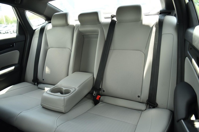 Honda Civic Sedan Hybrid Vehicle Image 24