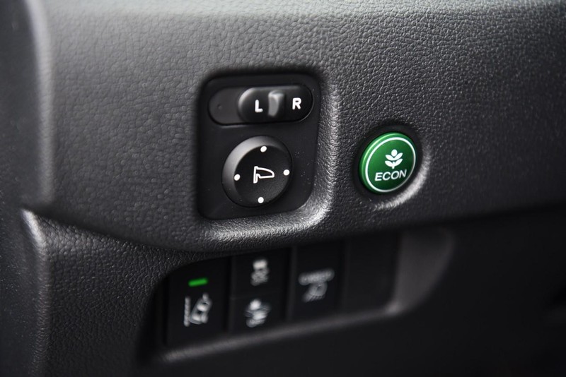 Honda Ridgeline Vehicle Image 13