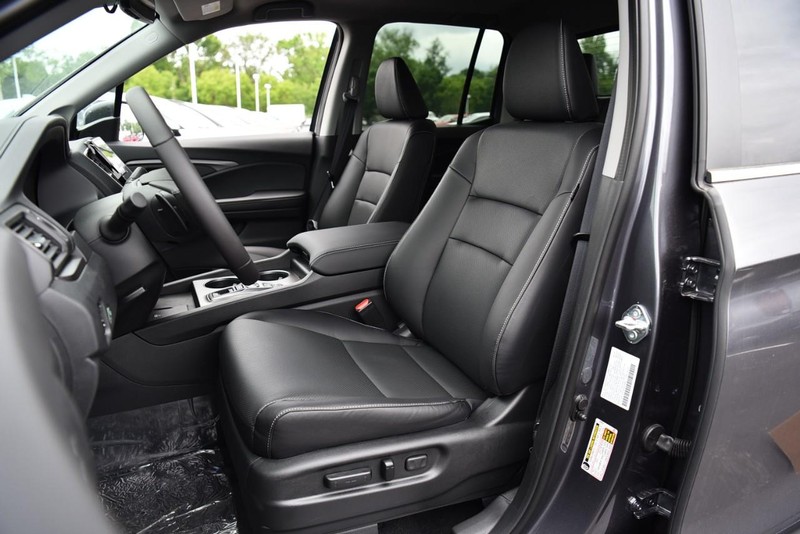 Honda Ridgeline Vehicle Image 24