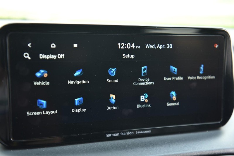 Hyundai Santa Fe Vehicle Image 14