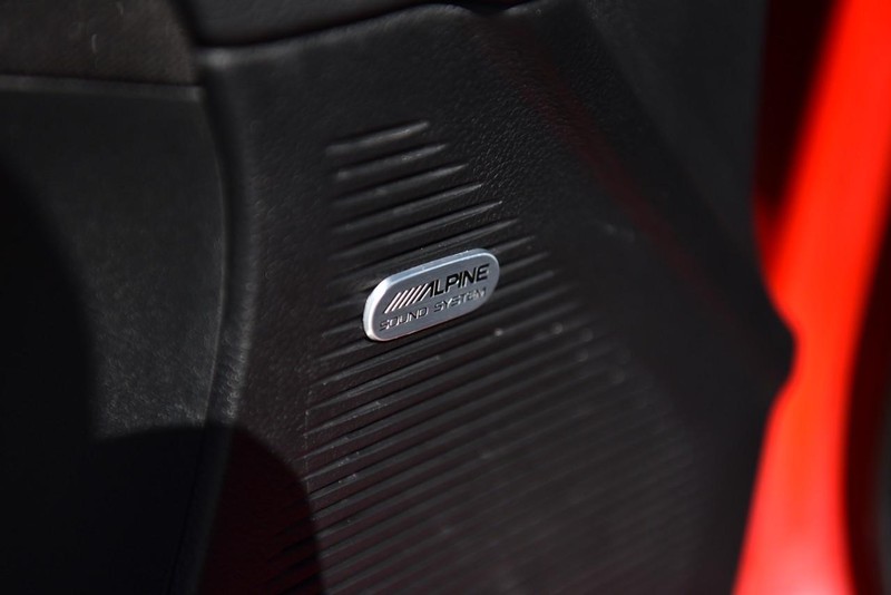 Dodge Challenger Vehicle Image 10