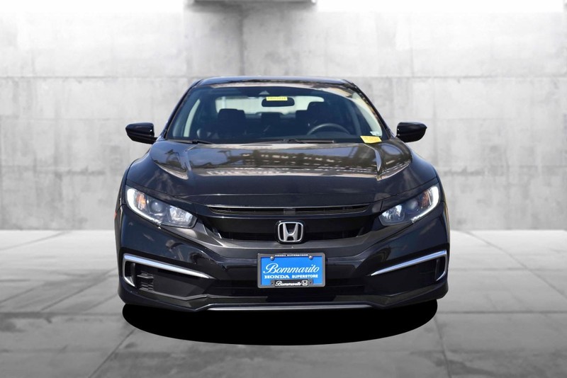 Honda Civic Sedan Vehicle Image 04