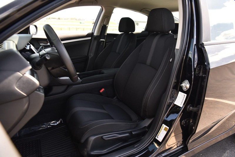 Honda Civic Sedan Vehicle Image 17