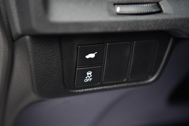 Honda CR-V Hybrid Vehicle Image 11