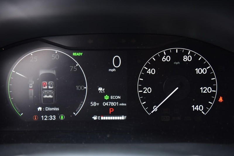 Honda CR-V Hybrid Vehicle Image 12