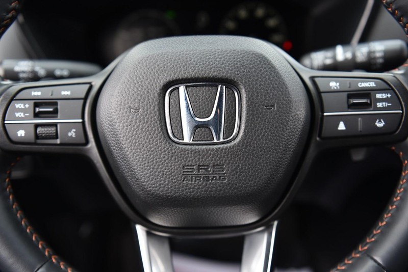Honda CR-V Hybrid Vehicle Image 20