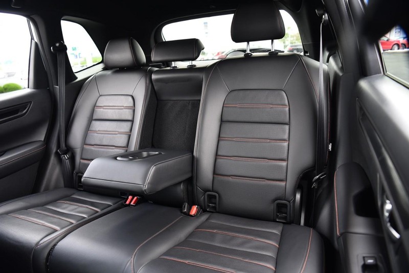 Honda CR-V Hybrid Vehicle Image 24