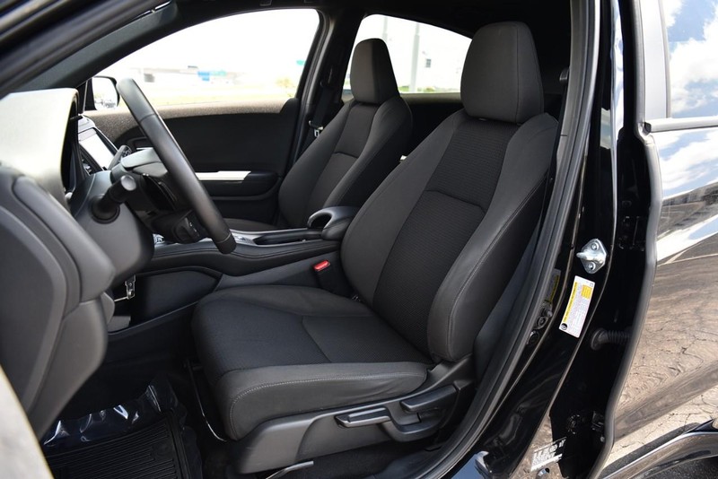 Honda HR-V Vehicle Image 15