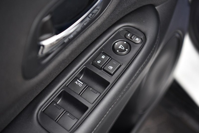 Honda HR-V Vehicle Image 08