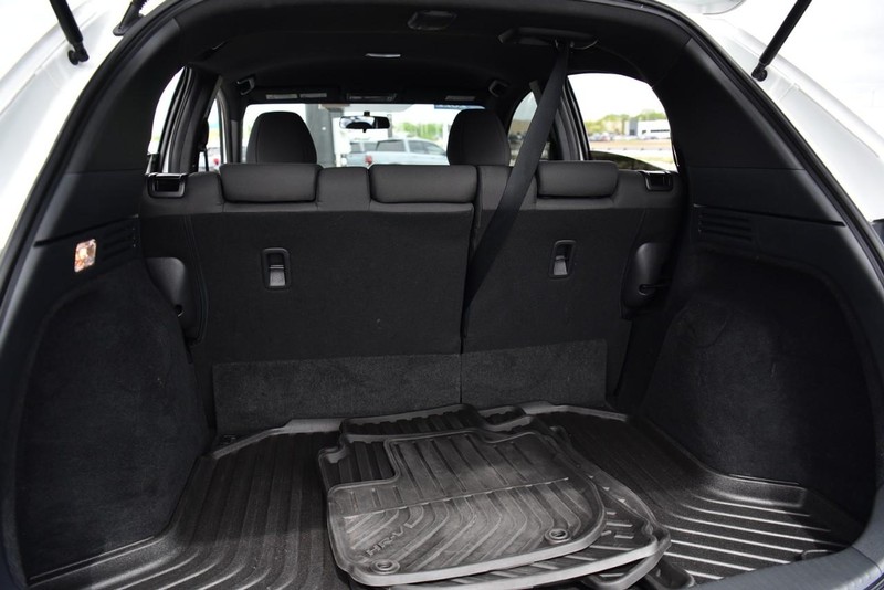Honda HR-V Vehicle Image 18