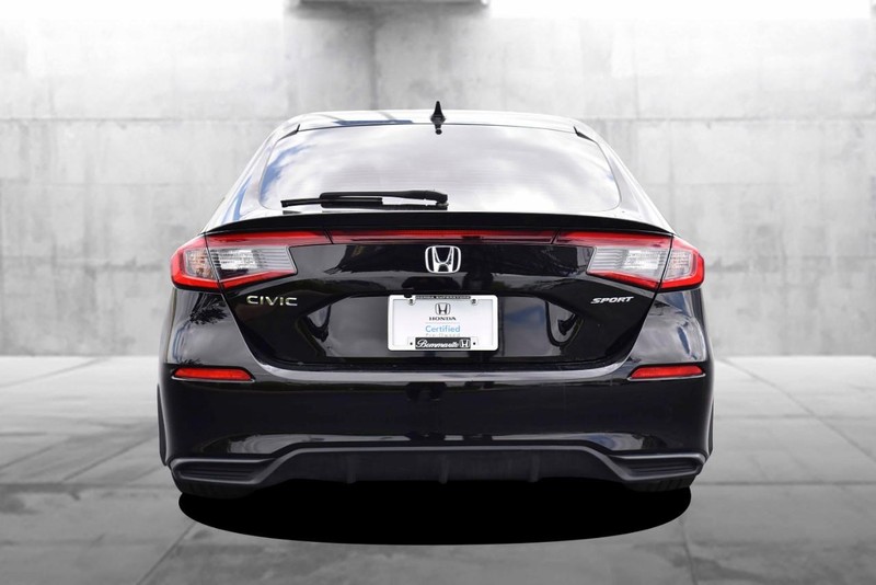 Honda Civic Hatchback Vehicle Image 06