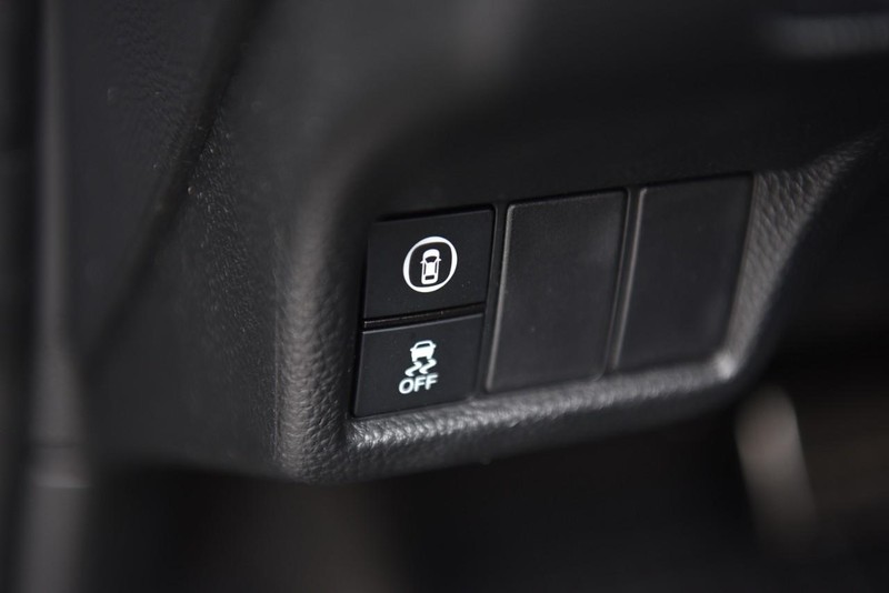 Honda Civic Hatchback Vehicle Image 09