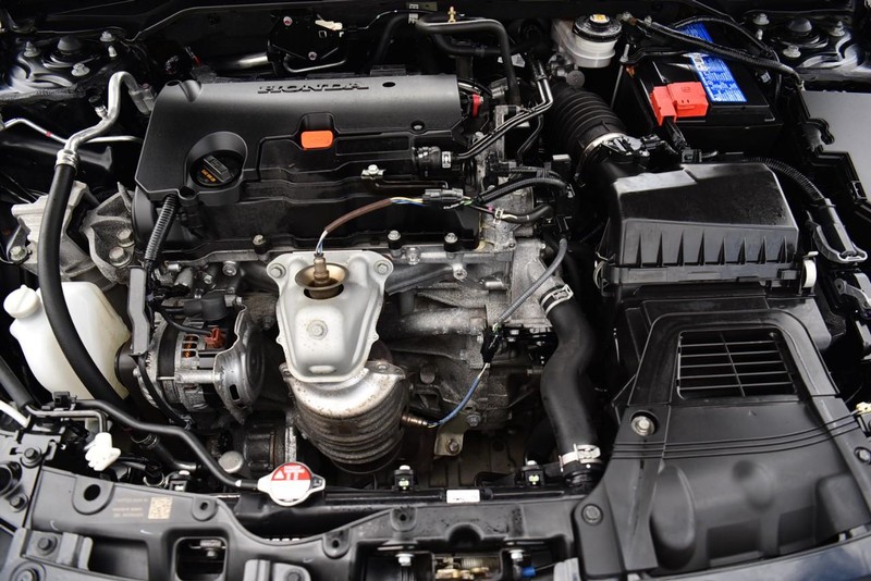 Honda Civic Hatchback Vehicle Image 22