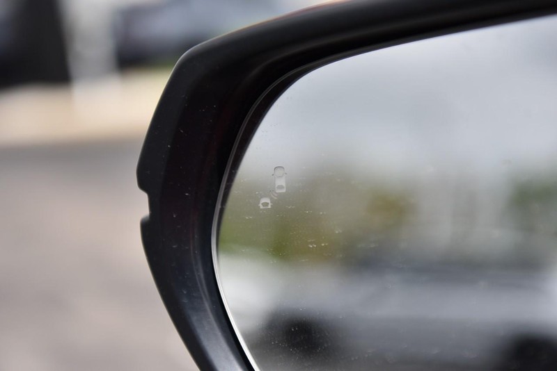 Honda CR-V Vehicle Image 10