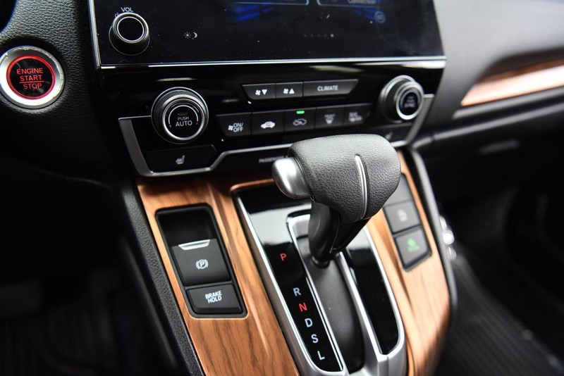 Honda CR-V Vehicle Image 16