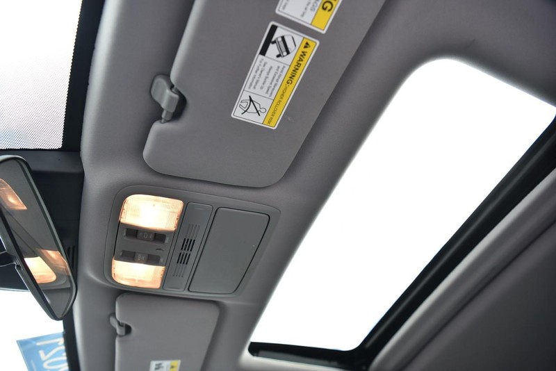 Honda CR-V Vehicle Image 21