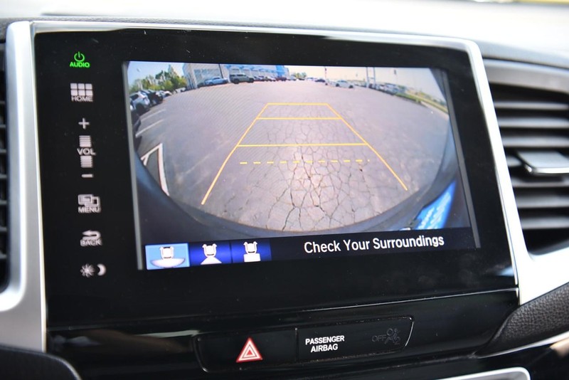 Honda Pilot Vehicle Image 14