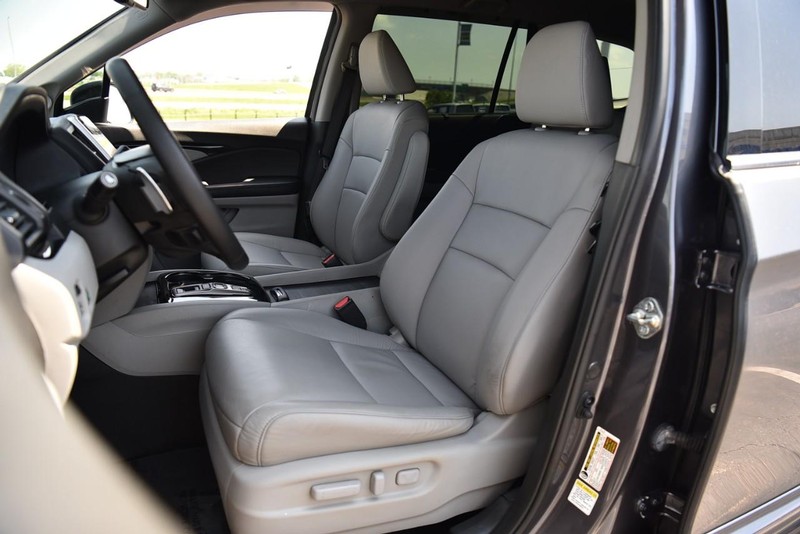 Honda Pilot Vehicle Image 24