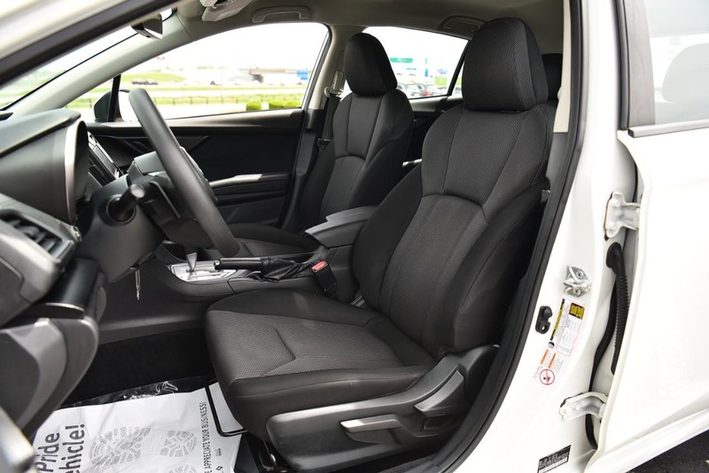 Subaru Impreza Vehicle Image 18