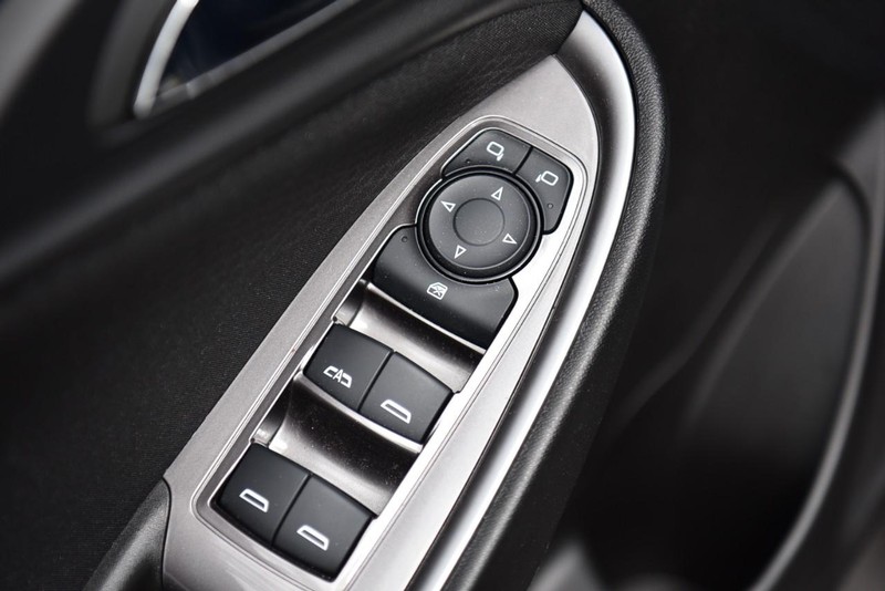 Chevrolet Malibu Vehicle Image 08