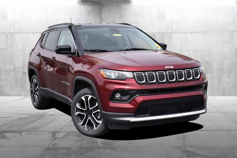 Jeep Compass Vehicle Image 02