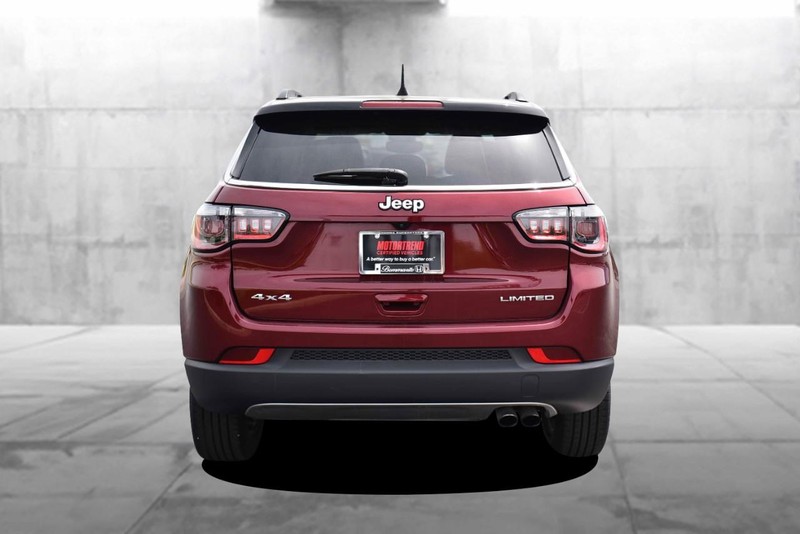 Jeep Compass Vehicle Image 06
