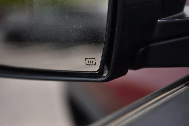 Jeep Compass Vehicle Image 09