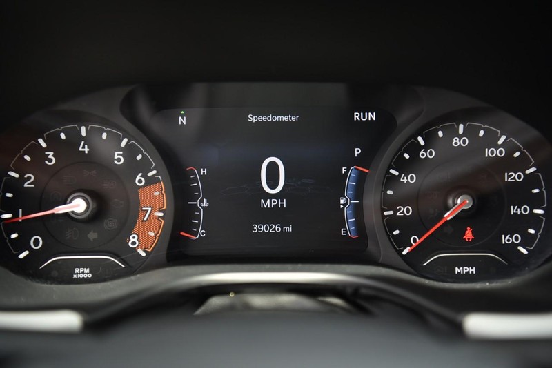 Jeep Compass Vehicle Image 12
