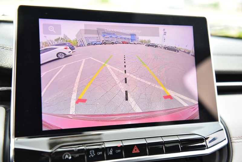 Jeep Compass Vehicle Image 13