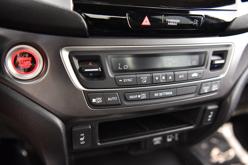 Honda Ridgeline Vehicle Image 14