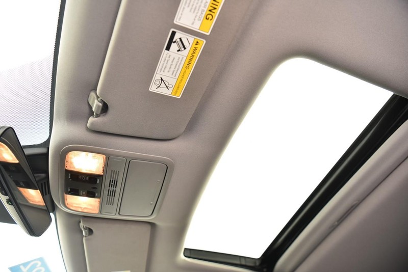 Honda Pilot Vehicle Image 24