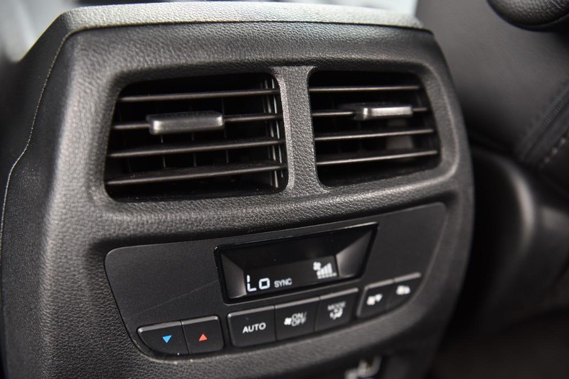 Honda Pilot Vehicle Image 26