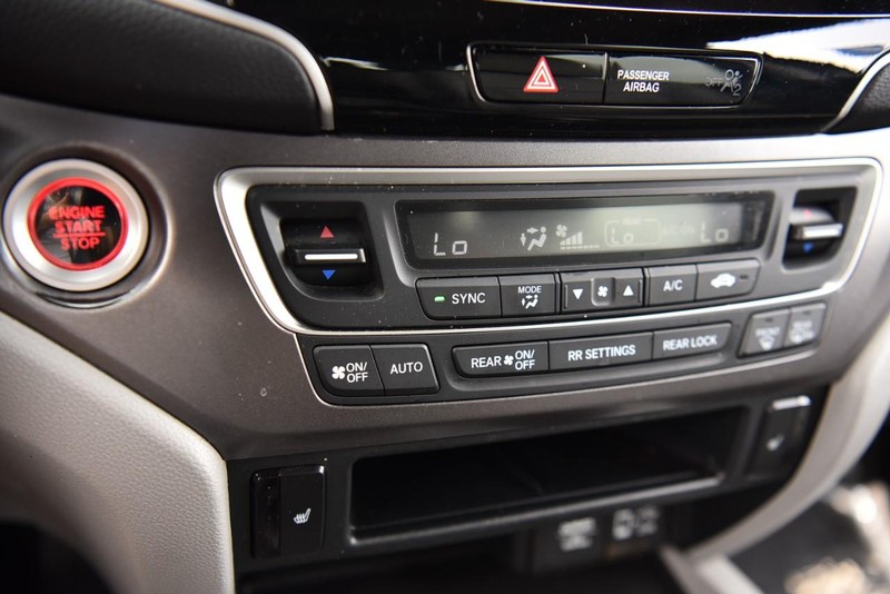 Honda Pilot Vehicle Image 16